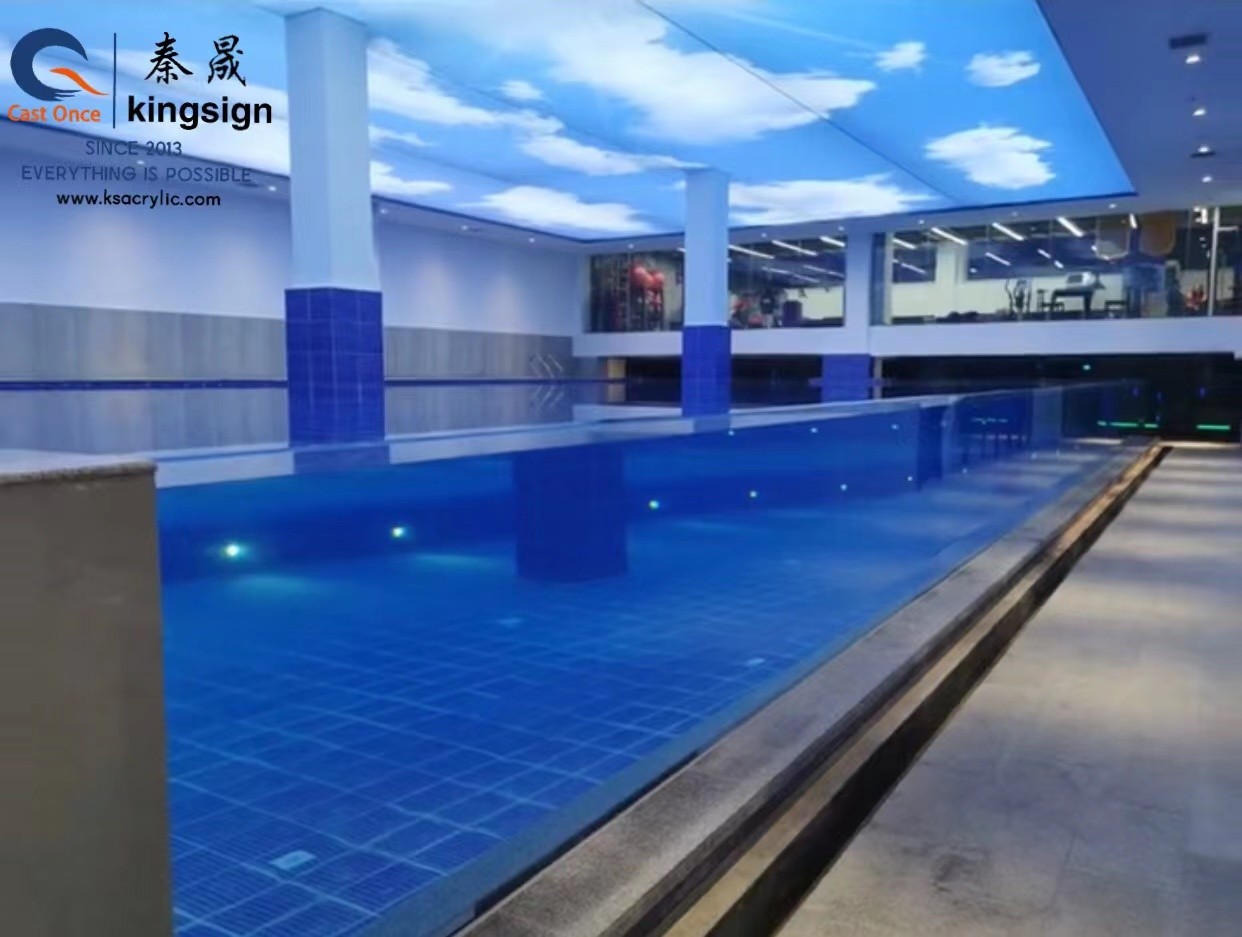 Tại sao chúng ta phải sử dụng tấm acrylic để thay vì kính cho cửa sổ bể bơi?