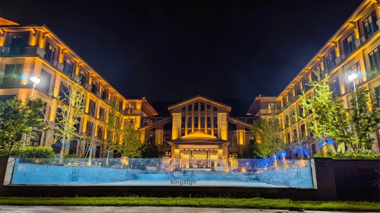 Bảng acrylic cho cửa sổ bể bơi sang trọng